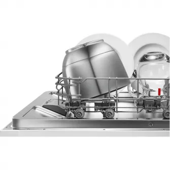 Vas de mixare, din otel inoxidabil, cu capacitate de 3.9 litri (pentru cel mult 2.7 kg aluat), compatibil cu robotii de bucatarie MUM5 Bosch