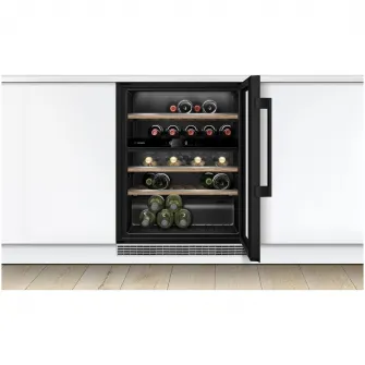 Vitrina vinuri incorporabila Bosch KUW21AHG0, 120 l, 44 sticle, Iluminare LED, Doua circuite de racire, Clasa G, 82 cm, Sticla