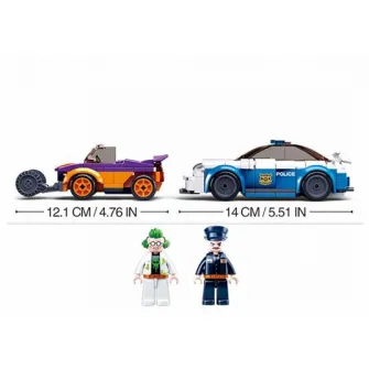 CONSTRUCTOR Police — Manhunt on highway (pull back)