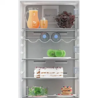 Combina frigorifica incorporabila Beko BCNA306E4SN, 284 l, Neofrost DualCooling, HarvestFresh, Raft sticle, Display touch control, Clasa E, H 193.5 cm, Alb