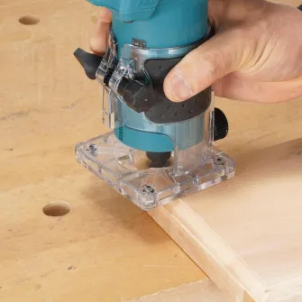 Masina de frezat Makita DRT52Z