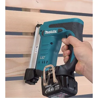 Stapler Makita DST221Z Li-Ion