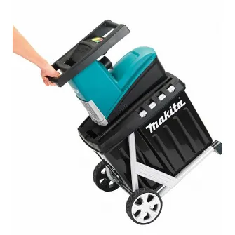 Tocator de frunze si crengi Makita UD2500