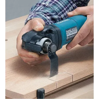 Unealta multifunctionala Makita TM3010CX6J