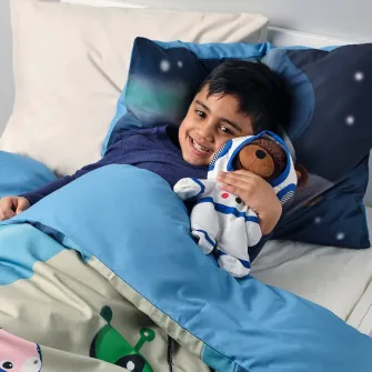 IKEA AFTONSPARV Jucarie de plus/costum astronaut, urs, 28 cm