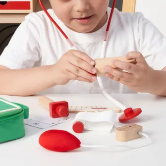 IKEA BARKBORRE Trusa medicala jucarie, 7 piese