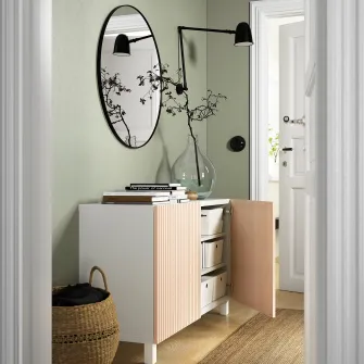 IKEA BESTÅ Ansamblu depozitare cu usi, alb/Björköviken/Stubbarp furnir mesteacan, 120x42x74 cm