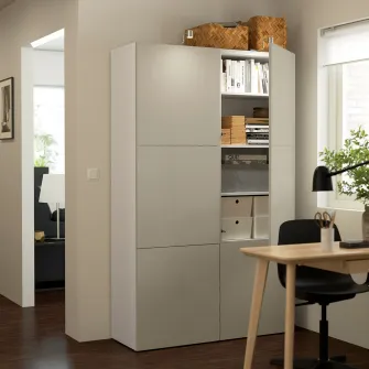 IKEA BESTÅ Ansamblu depozitare cu usi, alb/Selsviken bej lucios, 120x42x193 cm