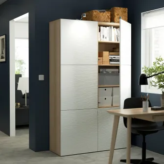 IKEA BESTÅ Ansamblu depozitare cu usi, aspect stejar antichizat/Laxviken alb, 120x42x193 cm