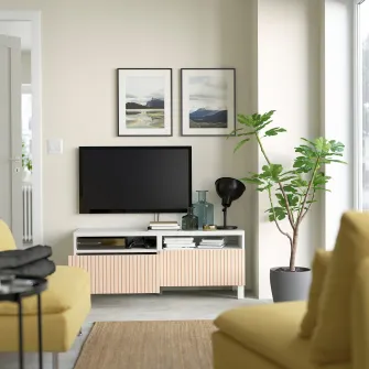 IKEA BESTÅ Comoda TV cu sertare, alb/Björköviken/Stubbarp furnir mesteacan, 120x42x48 cm