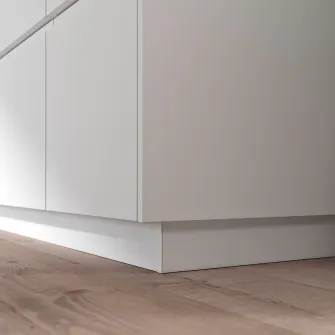 IKEA FÖRBÄTTRA Plinta, alb mat, 220x8 cm