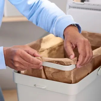 IKEA HÅLLBAR Cos cu capac, gri, 35 l