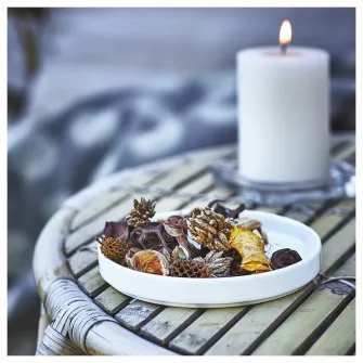IKEA JÄMLIK Potpourri parfumat, vanilie/bej deschis, 90 g