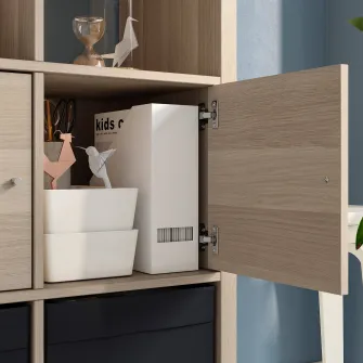 IKEA KALLAX Etajera cu usi, aspect stejar antichizat, 77x77 cm