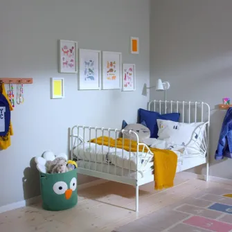 IKEA MINNEN Cadru pat extensibil+somiera, roz deschis, 80x200 cm