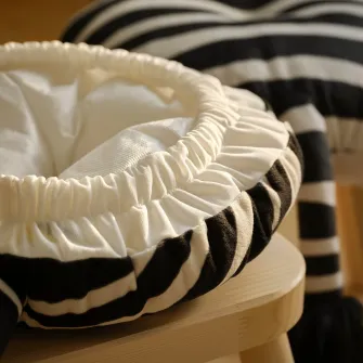 IKEA SANDLÖPARE Husa taburet, negru alb/model zebra, 38 cm