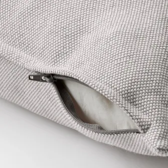 IKEA SANDTRAV Perna, gri/alb, 45x45 cm
