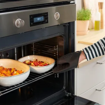 IKEA SANDVIVA Manusa bucatarie, silicon/gri inchis