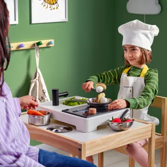 IKEA STENMUS Mini-bucatarie jucarie, alb/negru