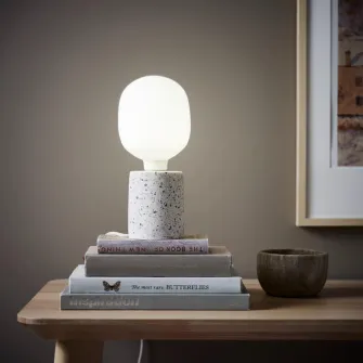 IKEA TRÅDFRI Bec LED E27 470lm, smart intensitate reglabila wireless/spectru alb tubular