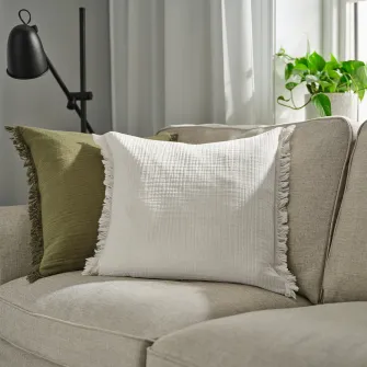 IKEA VALLKRASSING Fata perna, alb murdar, 50x50 cm