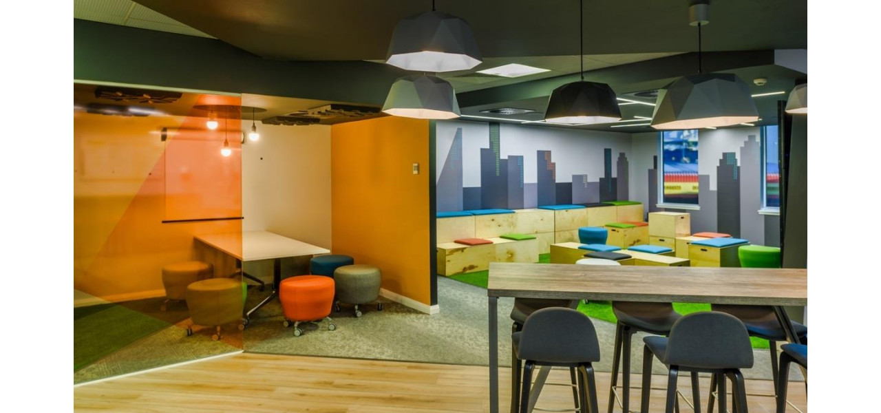Sunt canapelele extensibile potrivite pentru spatiile de lucru in comun sau birourile de colaborare?