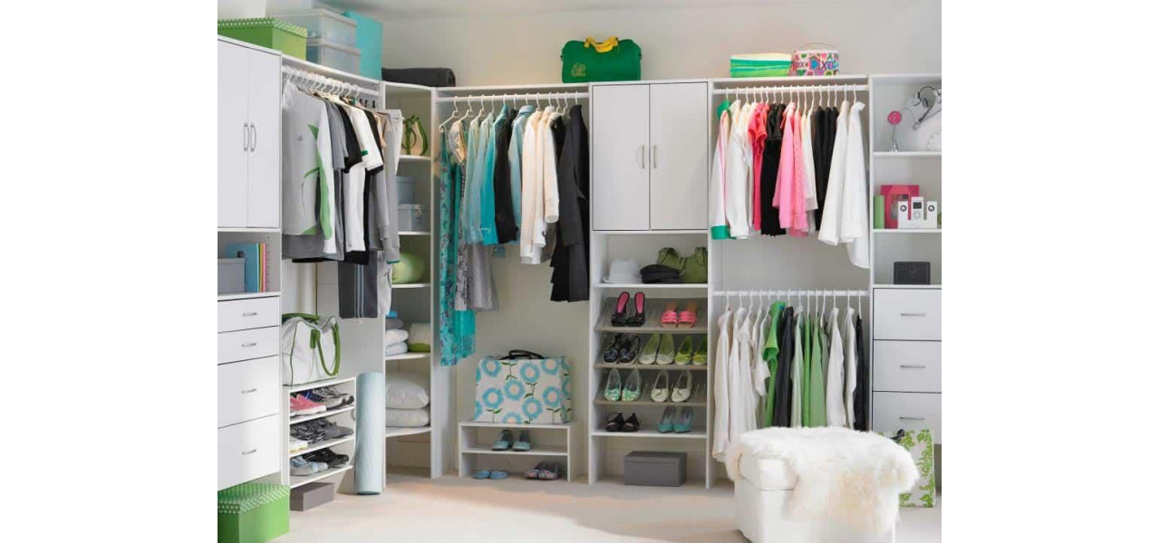 Exista dulapuri cu 2 usi potrivite pentru dressing-uri?