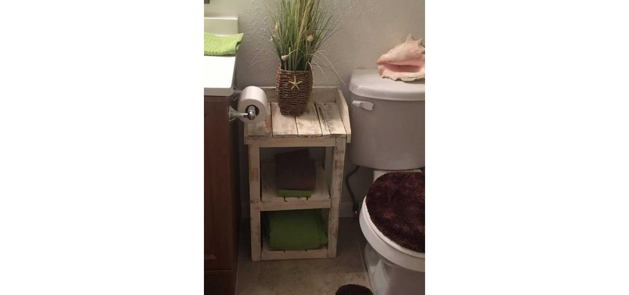 Accesorii recomandate pentru o masa de toaleta.