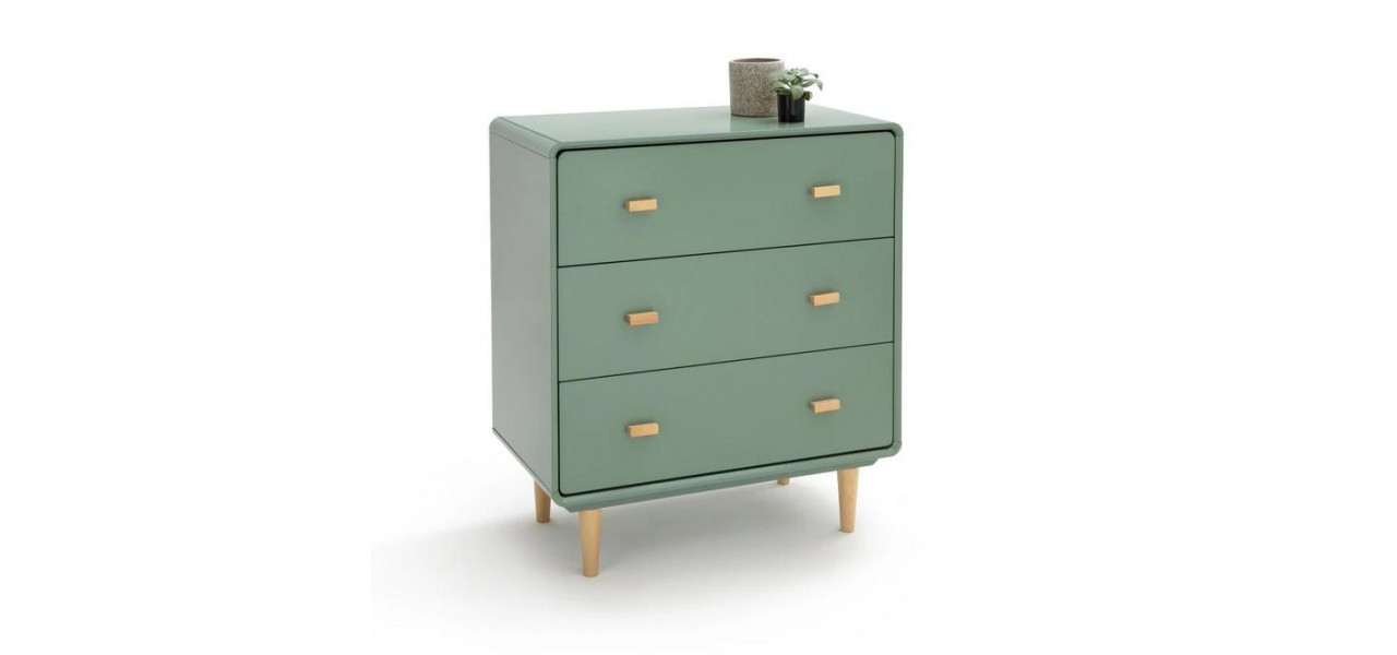 Gasirea unei comode cu finisaj din lemn Coastal Grey sau Driftwood.