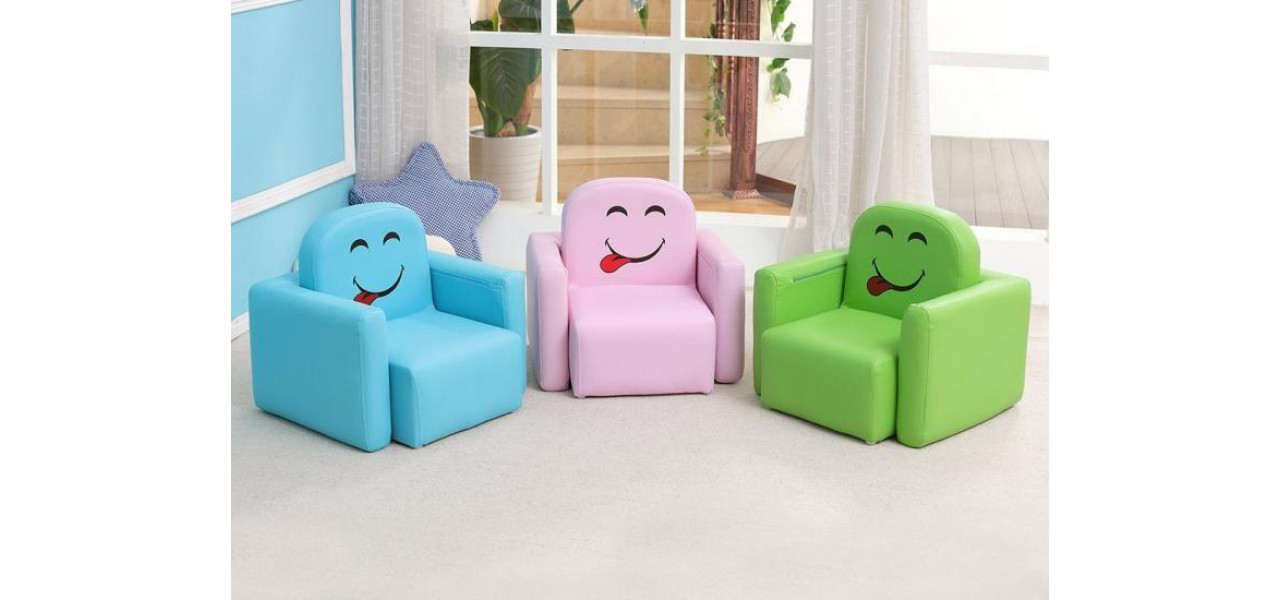 Gasirea fotoliilor pentru copii cu suport pentru picioare integrate pentru o relaxare optima.