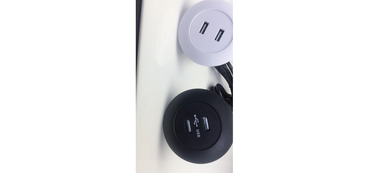 Pot gasi mobilier de colt extensibil cu porturi de incarcare USB?