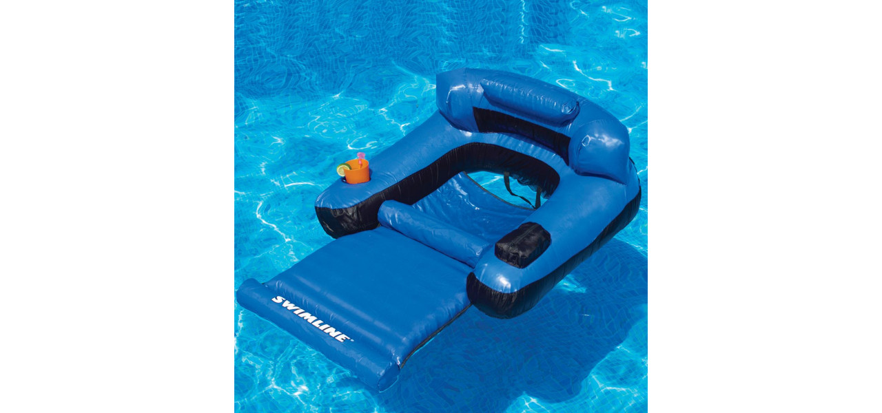 Fotoliile gonflabile pot fi folosite pentru petreceri la piscina si gratare in curte?