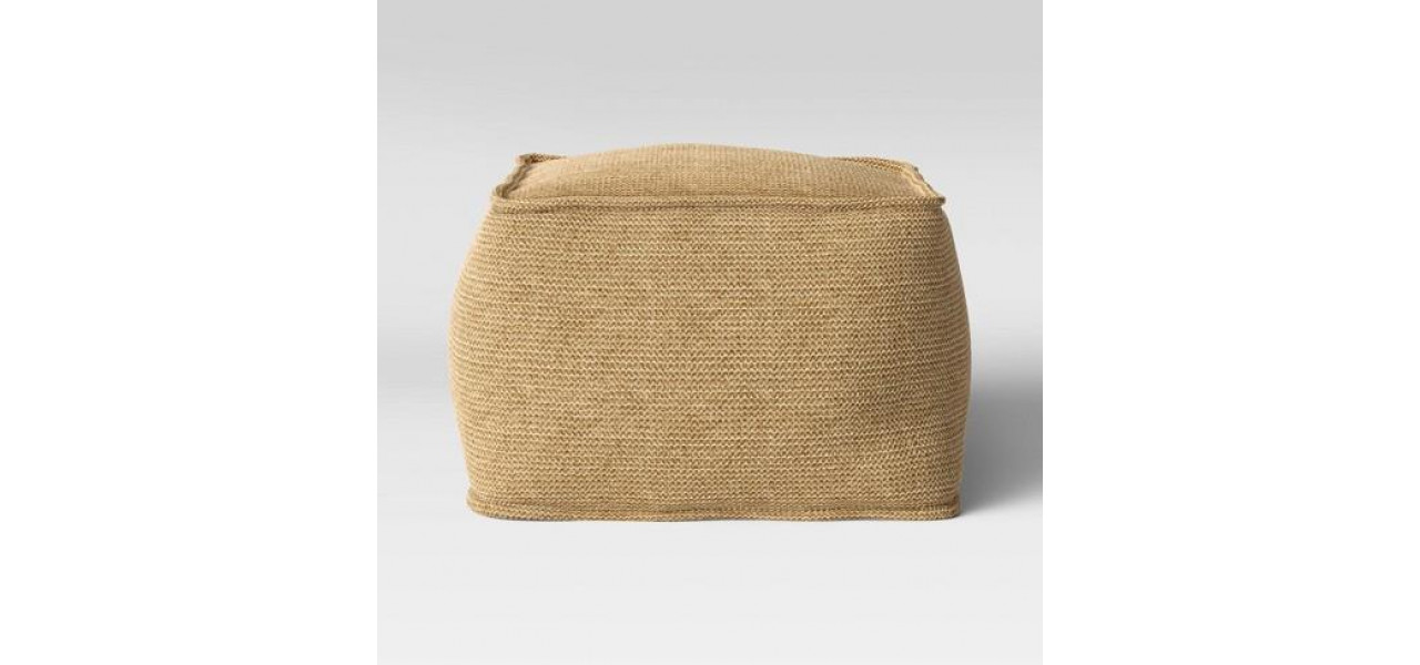 Pot fi folosite fotoliile pouf in concerte in aer liber sau festivaluri de muzica?