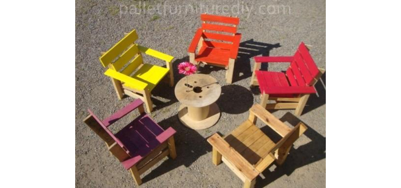Fotoliile Pouf pot fi folosite in scoli sau in clasa in aer liber?