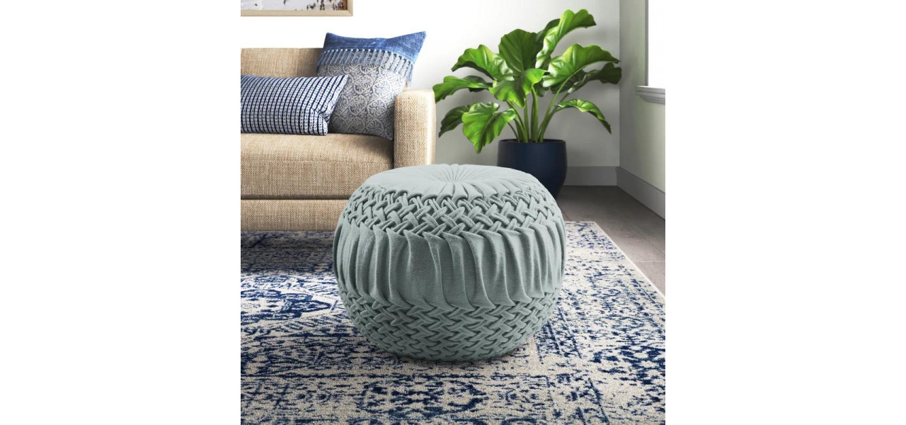 Pufurile pot fi folosite in decorarea cabanei sau a cabanei?
