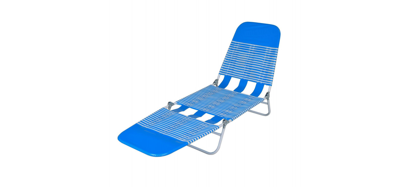 Pot fi folosite scaune galbene in saloanele in aer liber sau in zonele de langa piscina?