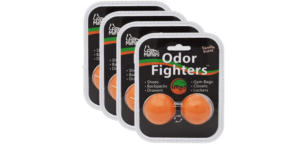 Solicitarea unui dulap cu sertare: cu deodorizant/eliminator de mirosuri incorporat pentru pantofi.