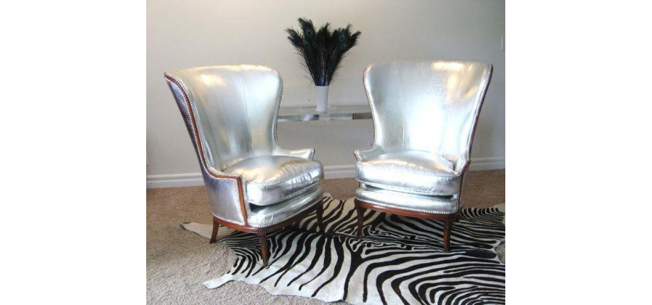 Scaune potrivite pentru un stil Hollywood Glam.
