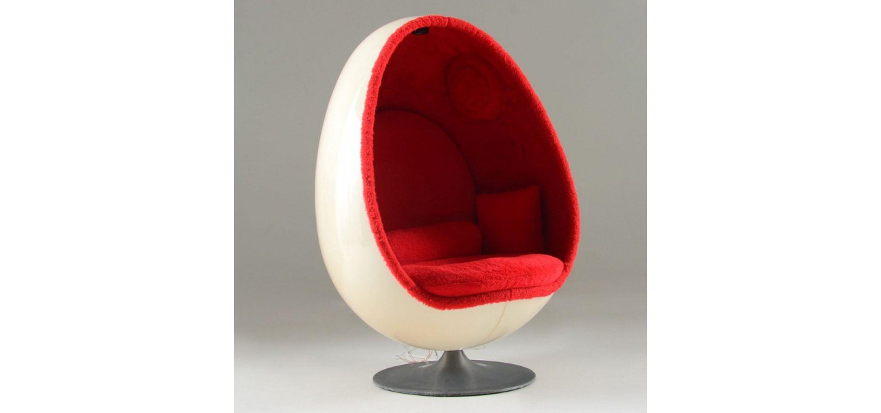 Gama de preturi pentru fotoliile Egg.