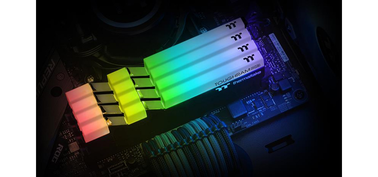 O privire mai atenta asupra performantei superioare RAM Thermaltake.