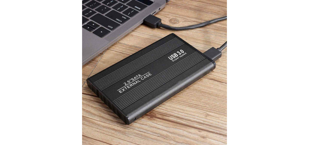 Accesorii pentru hard disk-uri externe: Pastrarea fisierelor in siguranta.