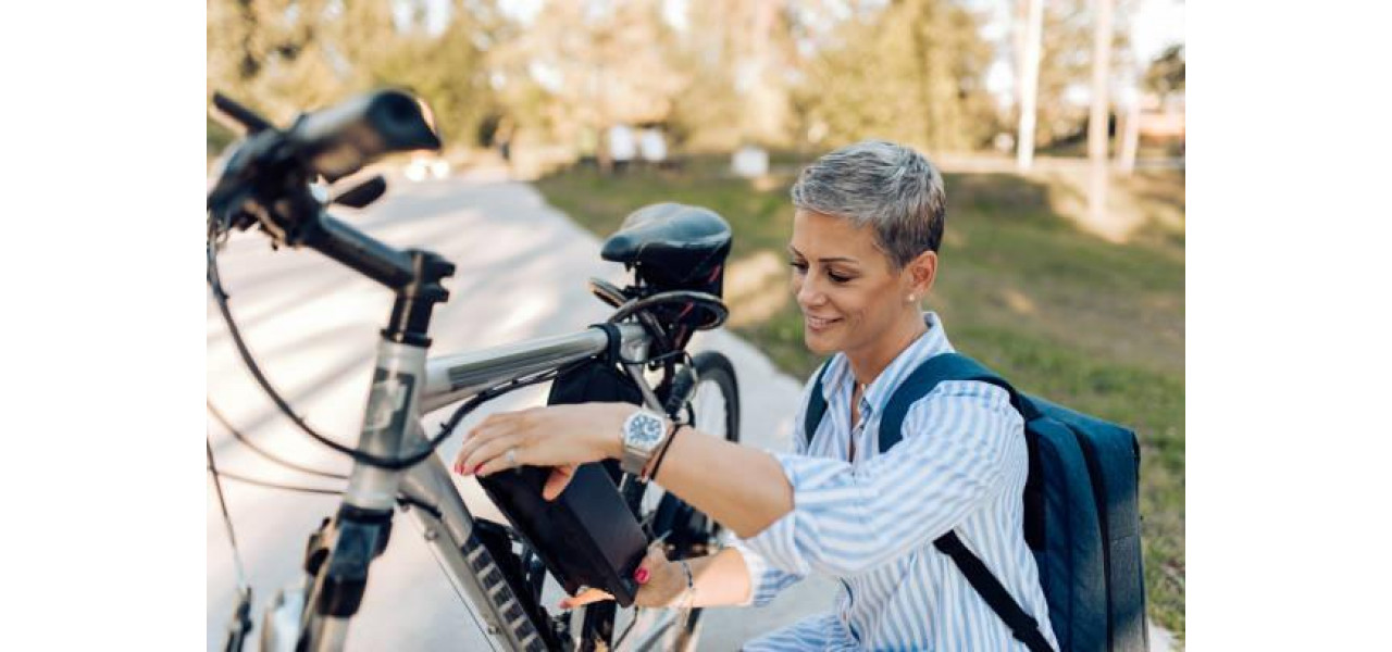 Adaptarea la cresterea bicicletelor electrice: importanta adaptoarelor de incarcare.