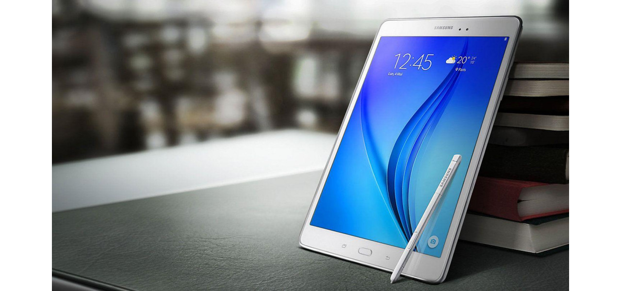 Analizand durabilitatea si calitatea constructiei tabletelor Samsung.