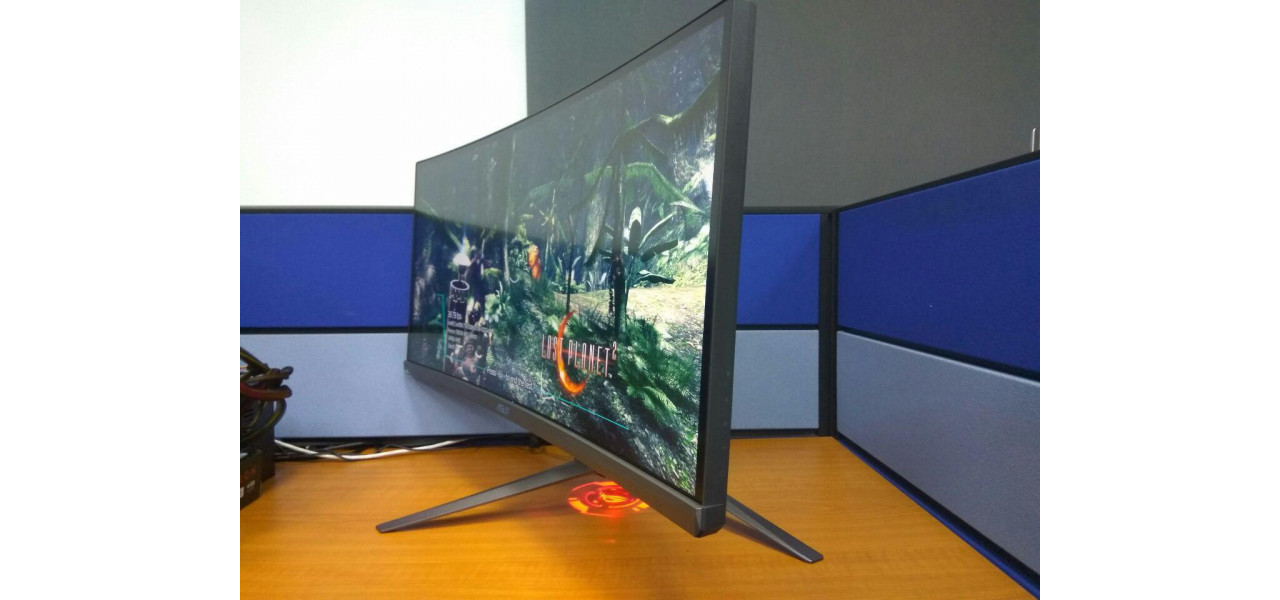 Monitoare ASUS: experienta vizuala suprema pentru jucatori.