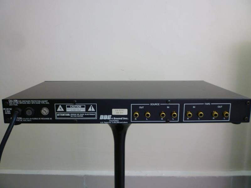 Restaurare audio cu procesoare de sunet care pastreaza inregistrarile de epoca.