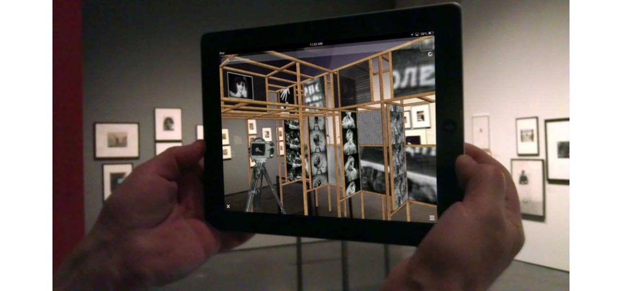 Realitate augmentata si tablete grafice: fuzionarea lumile reale si virtuale in arta.
