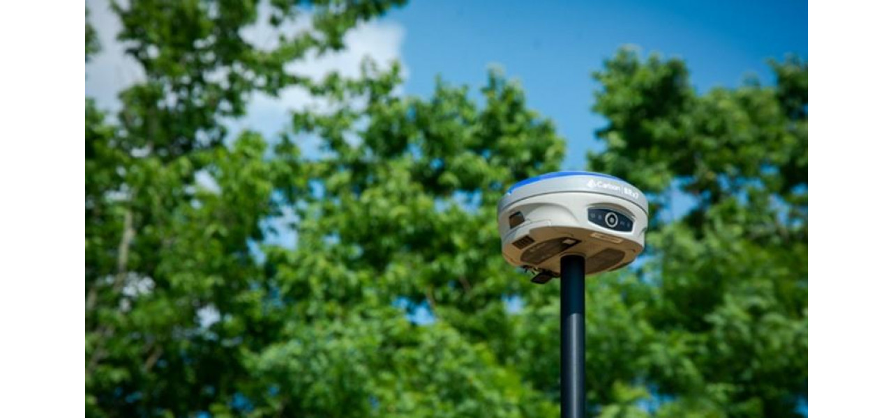 Imbunatatiti acuratetea GPS-ului dronei dvs. cu receptoare GNSS de inalta precizie.