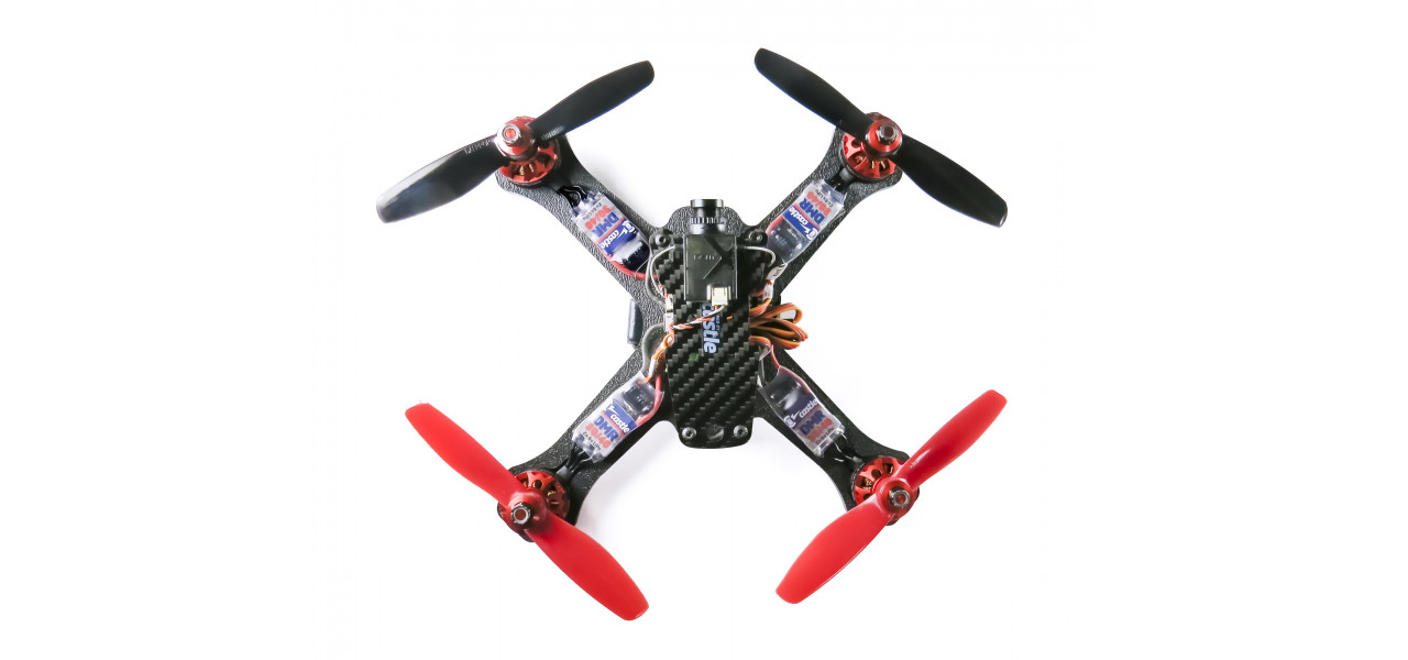 Cresteti-va viteza dronei cu motoare de inalta performanta si ESC-uri.