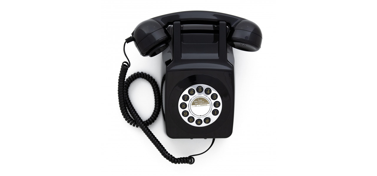 Telefoane cu butoane: o intoarcere la vremuri mai simple in comunicare.