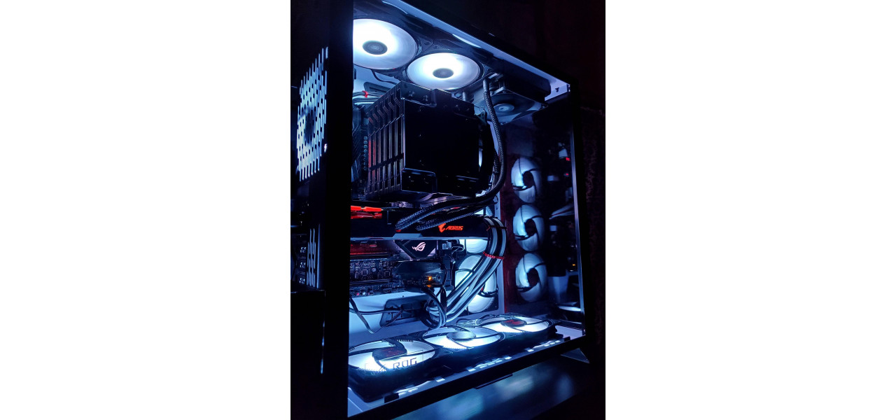 Carcase PC sau Custom Build: Alegerea platformei de jocuri potrivite.